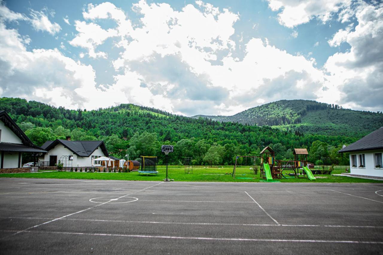 Pensiunea Arc Bucovina Vama  Esterno foto