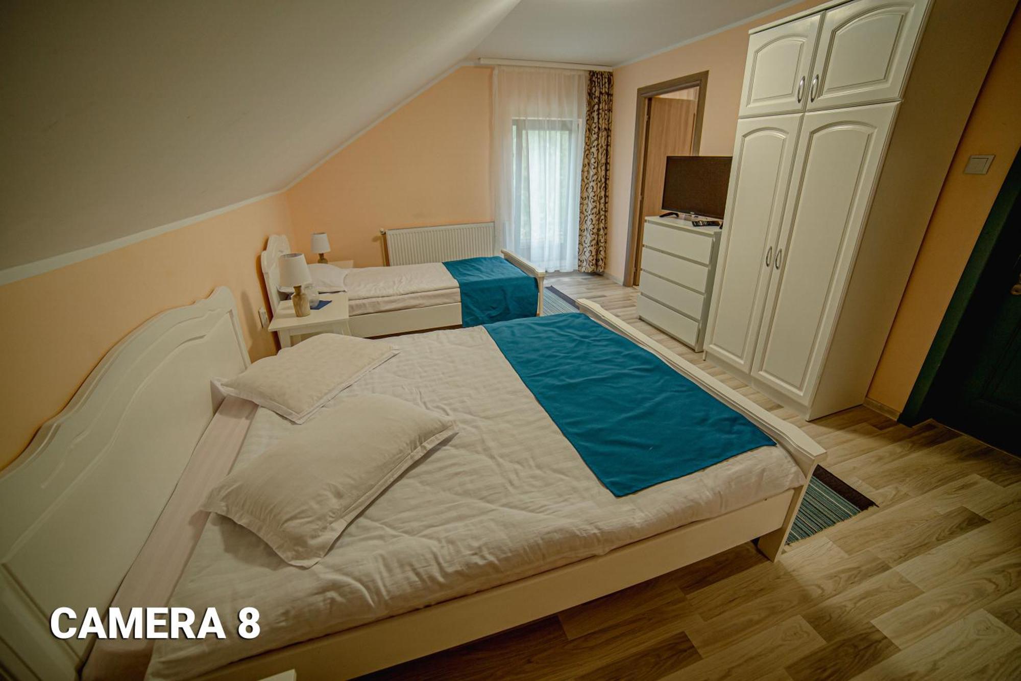 Pensiunea Arc Bucovina Vama  Camera foto