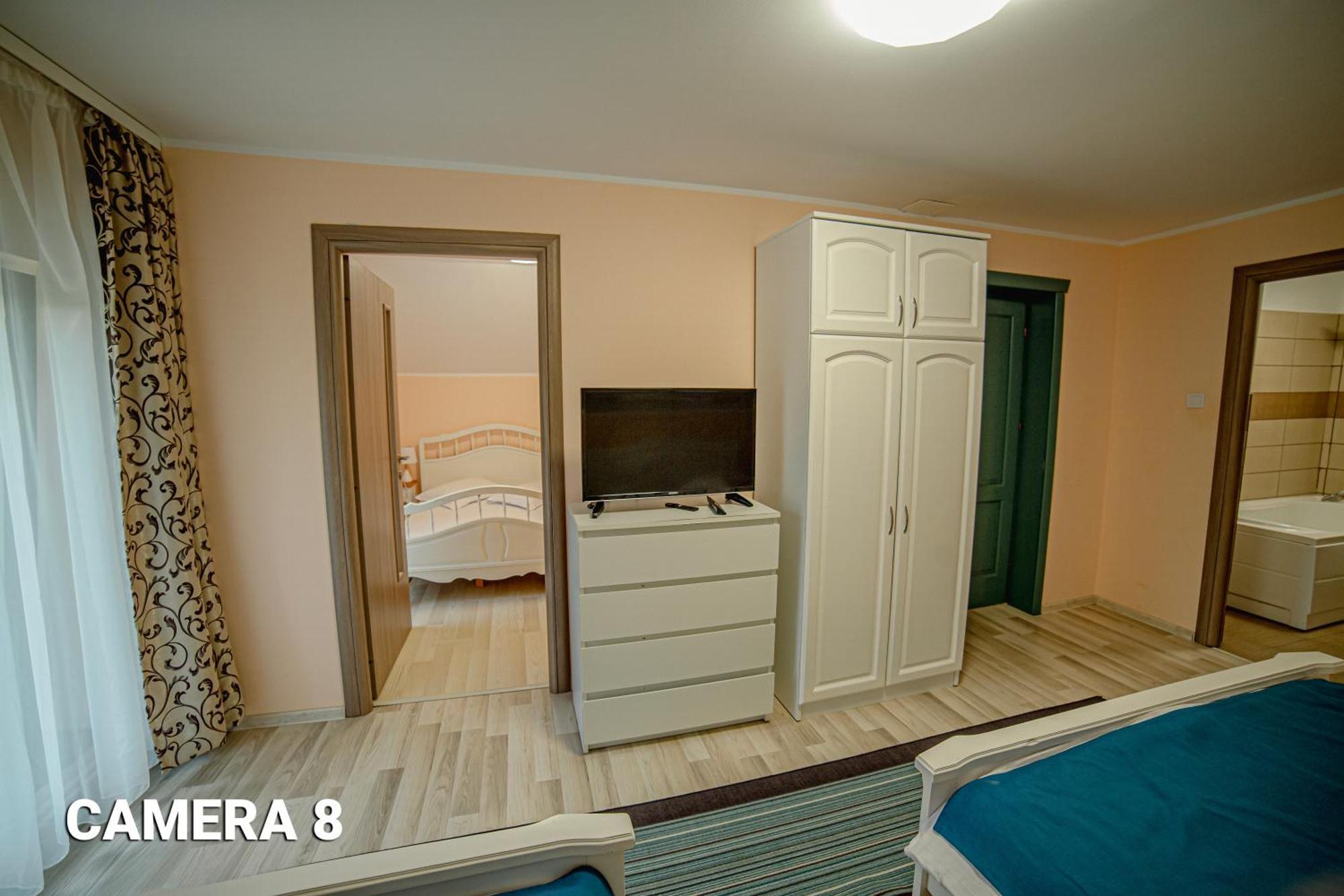 Pensiunea Arc Bucovina Vama  Camera foto