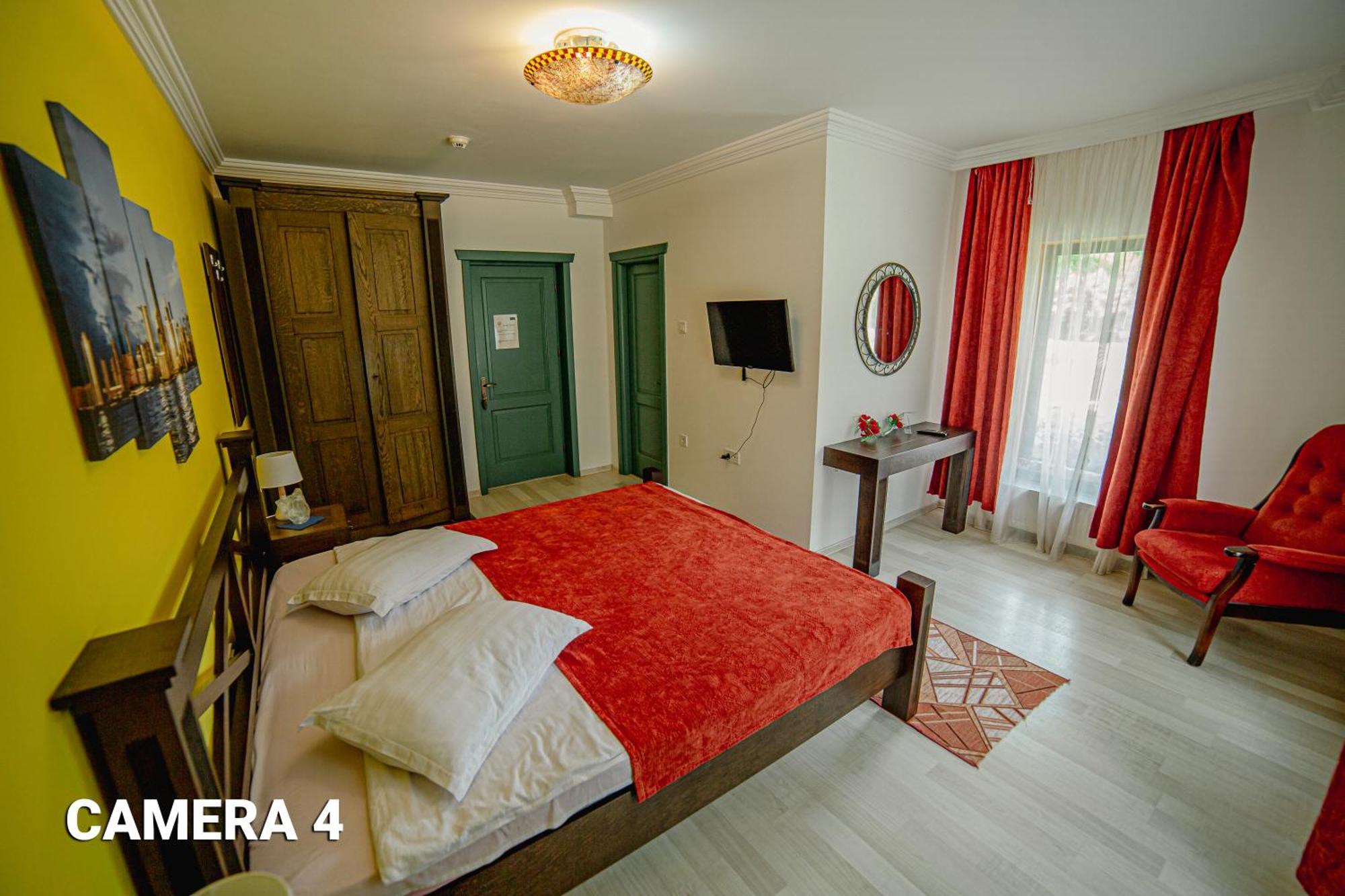 Pensiunea Arc Bucovina Vama  Camera foto